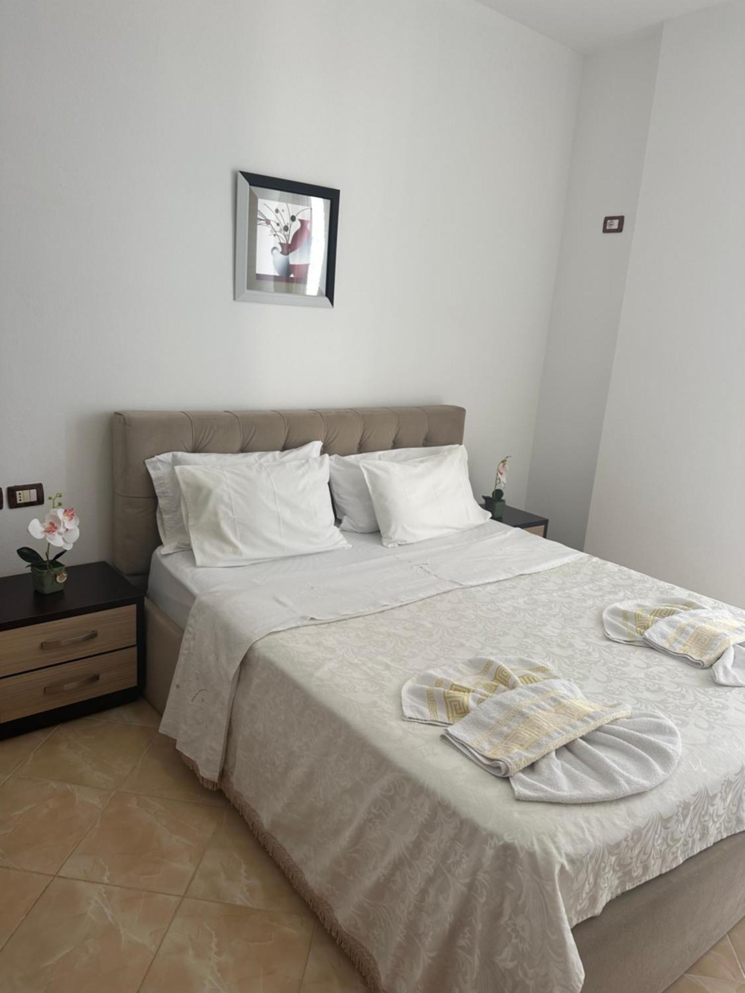 Blue Bay Apartments Sarandë Exterior foto