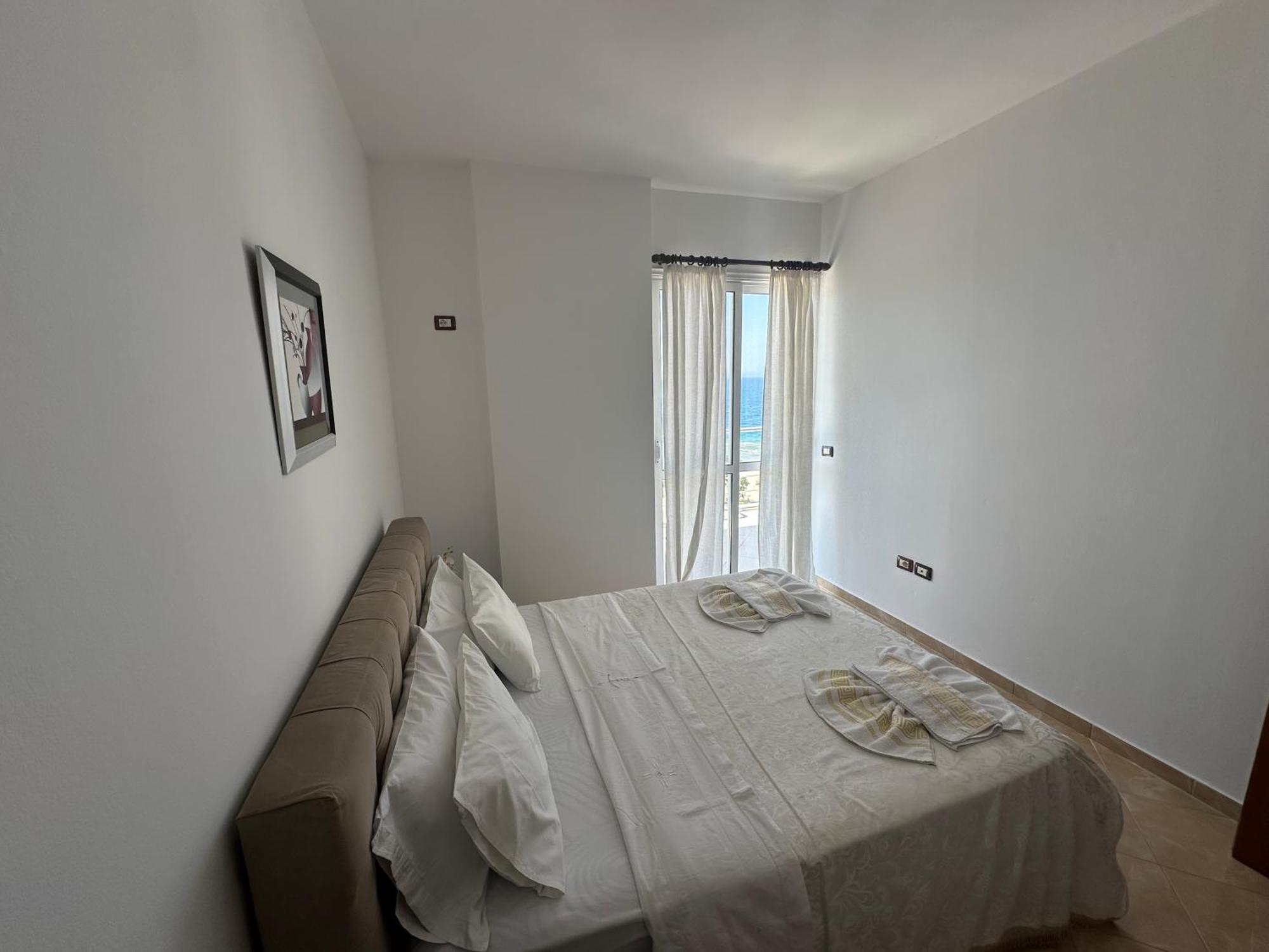 Blue Bay Apartments Sarandë Exterior foto