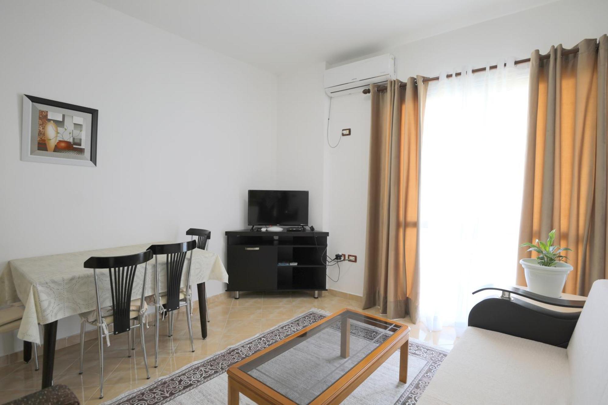 Blue Bay Apartments Sarandë Exterior foto