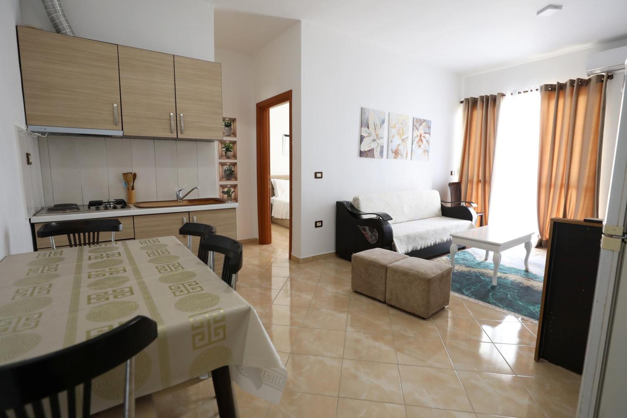 Blue Bay Apartments Sarandë Exterior foto